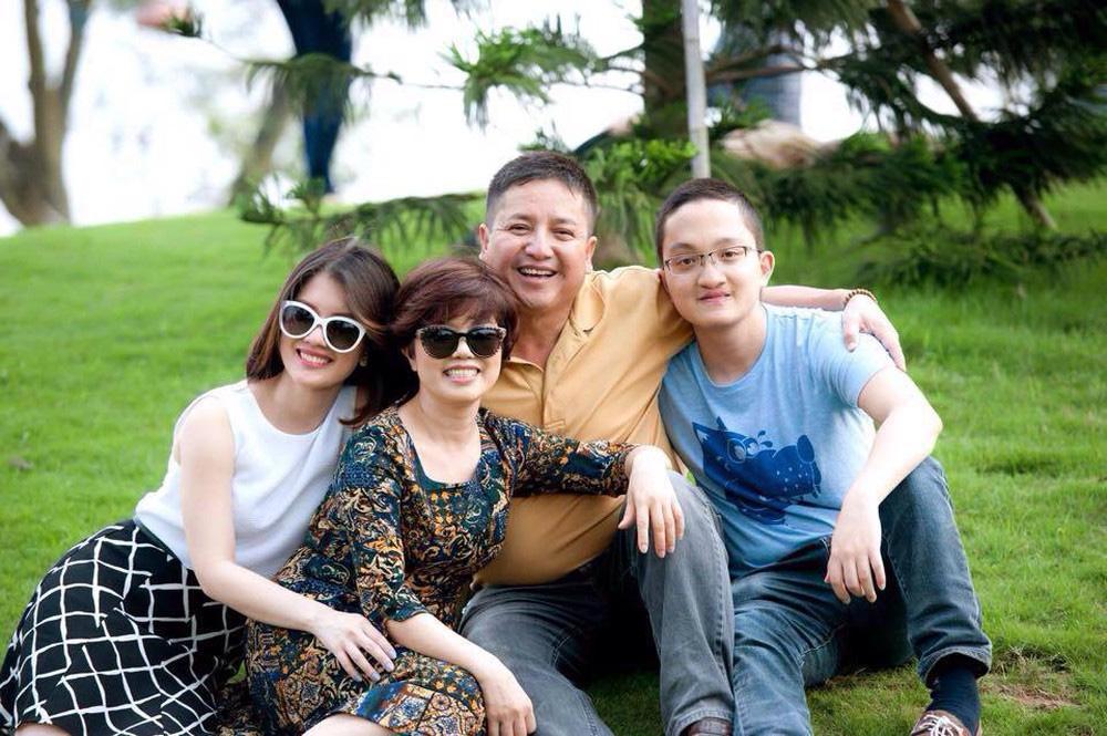 Chí Trung gay gắt khi bị móc mỉa bỏ vợ già theo gái trẻ-4