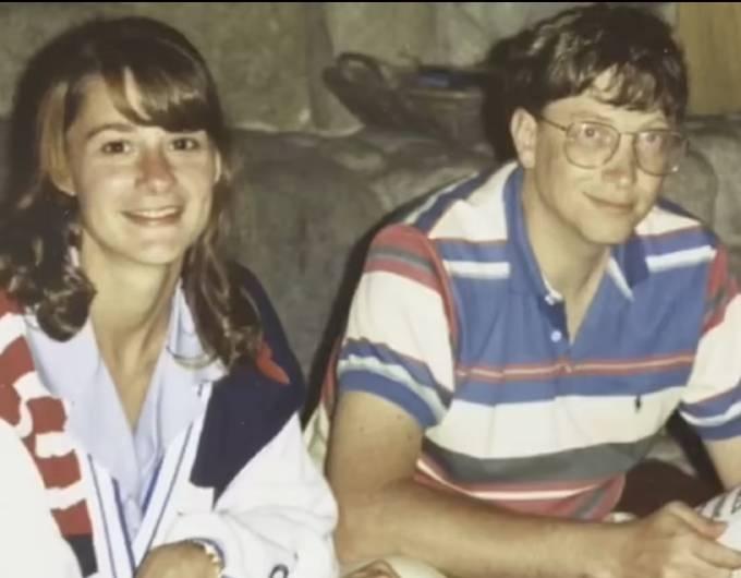 Bill Gates không chung thủy khi mới hẹn hò Melinda-1