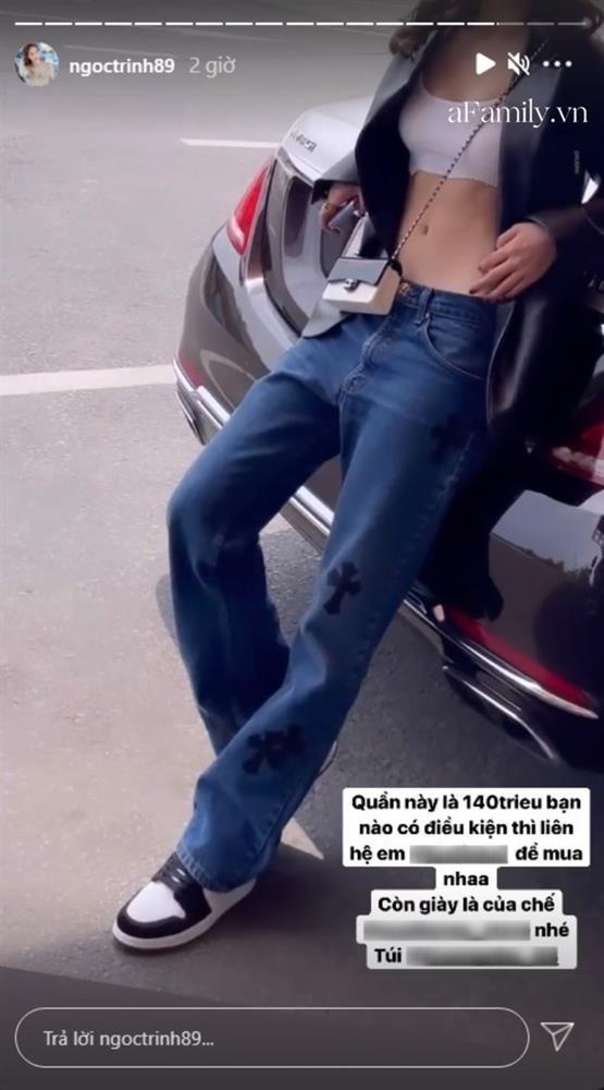 Vừa diện quần jeans 140 triệu, Ngọc Trinh vội quay xe với kiểu quần độc dị-4