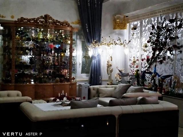 Vợ đại gia Dũng Lò Vôi: Dát kim cương lóa mắt, lướt Rolls-Royce 30 tỷ-15