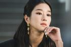 Seo Ye Ji dự Baeksang Arts Awards giữa bê bối?