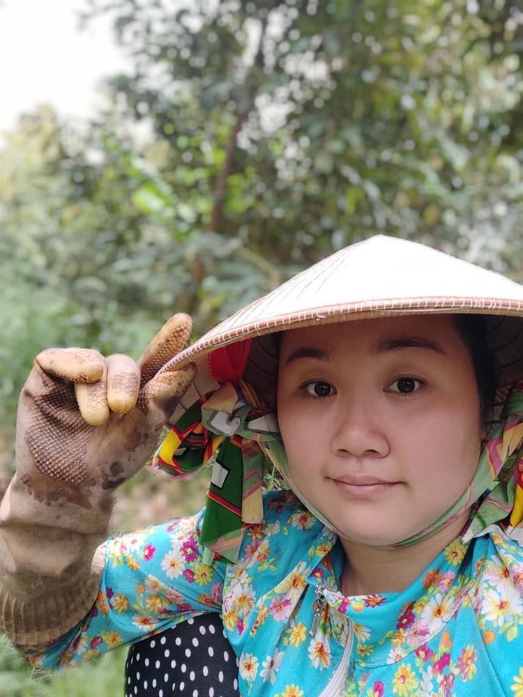 Gái miền Tây trổ tài làm cà pháo ngâm chua ngọt, đánh bay vài bát cơm-1