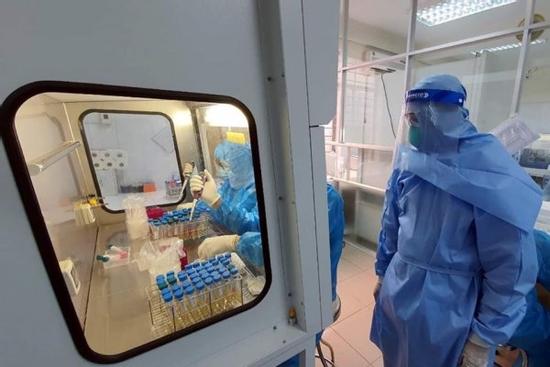 Sáng 12/5, thêm 33 ca mắc Covid-19 tại 6 địa phương và 1 bệnh viện