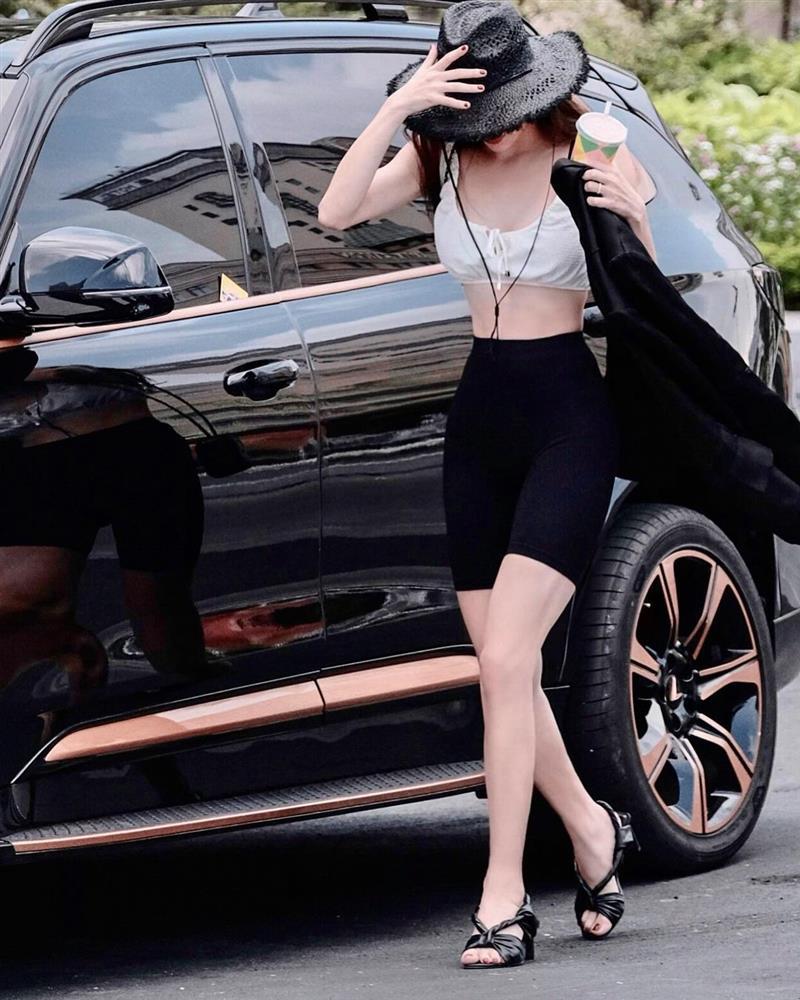 Hồ Ngọc Hà lên đồ hỏng vẫn được khen, nhưng học theo sẽ dễ thảm họa!-1