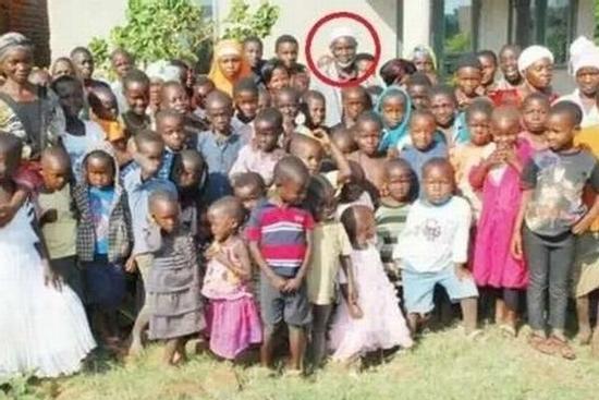 Người đàn ông có 151 con, 16 vợ, quan hệ 4 lần/ đêm để mở rộng gia tộc