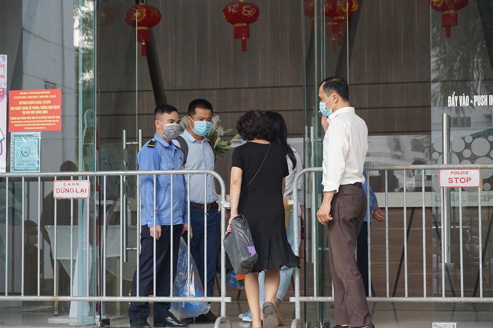 Hà Nội: Phong tỏa khu dân cư phố Lê Văn Lương và Nguyễn Lương Bằng-9