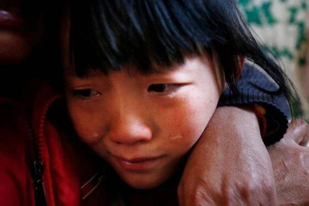 Con gái 14 tuổi có bạn trai, bố không mắng mà nói một câu khiến cô bé thay đổi-2