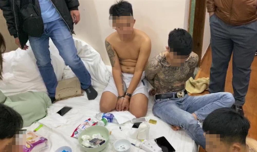 Bất chấp Covid-19 vẫn tổ chức tiệc ma túy, thuê nhiều chân dài phục vụ-2