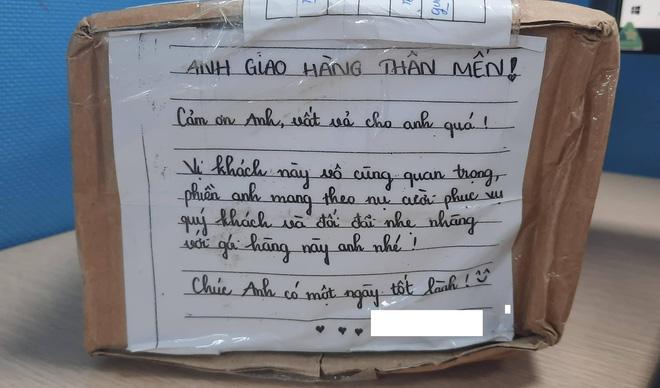 Shipper gọi điện cho khách ngọt như mía lùi, nhận hàng mới biết vì sao-1