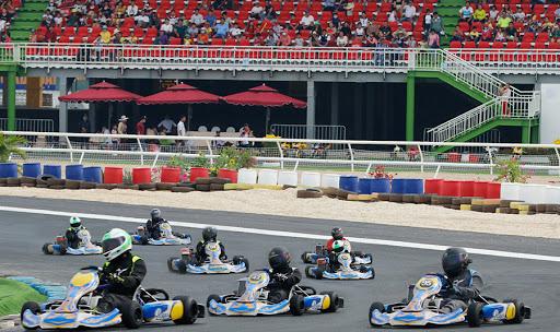 Bà Hằng tuyên bố sốc có trăm vệ sĩ, nếu phá rối chỉ đi không về-3