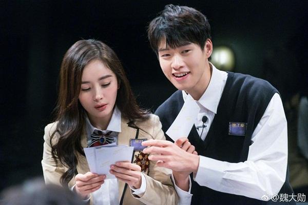 Đối thủ của Dương Mịch, Lưu Diệc Phi bỏ nghề-3