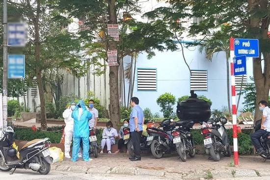 Phong tỏa quán phở ở Văn Quán liên quan đến ca dương tính SARS-CoV-2