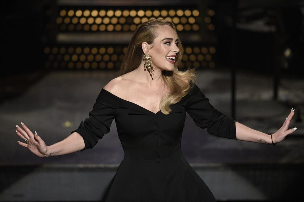 Adele on top dù ngủ đông 6 năm, netizen ra sức khịa chết thôi-4