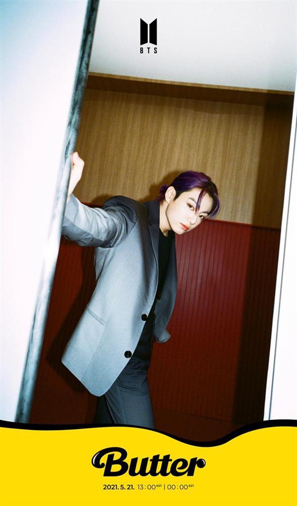 Fan dậy sóng trước những pha tấn công nhan sắc từ BTS-6