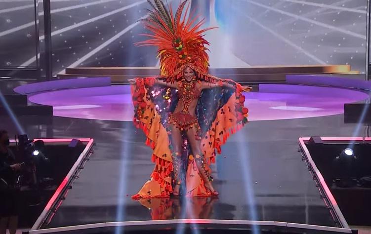 Khánh Vân diễn quốc phục Kén Em xuất sắc tại Miss Universe 2020-25