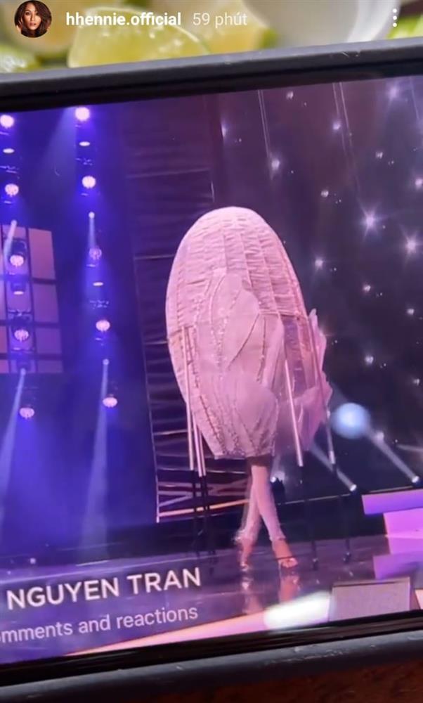 Sao Việt nổi da gà khi xem Khánh Vân thi quốc phục Miss Universe 2020-8