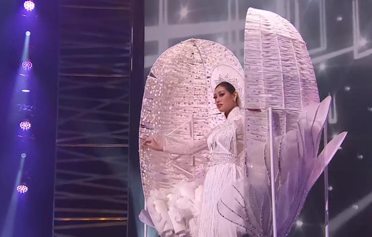Sao Việt nổi da gà khi xem Khánh Vân thi quốc phục Miss Universe 2020-2