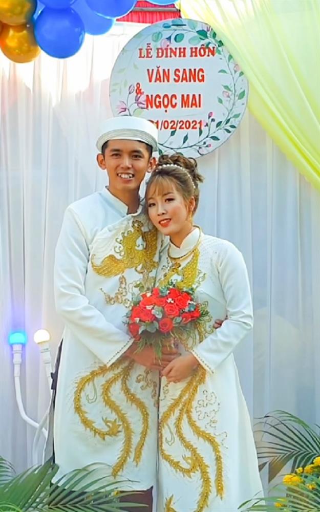 Cuộc sống hai YouTuber nghèo nhất Việt Nam sau khi lấy vợ xinh như hot girl-4