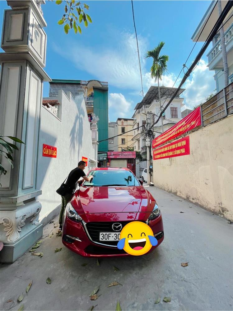 Tranh cãi vợ chồng MC Hoàng Linh hồn nhiên lau chùi xe nơi chốn tâm linh-2