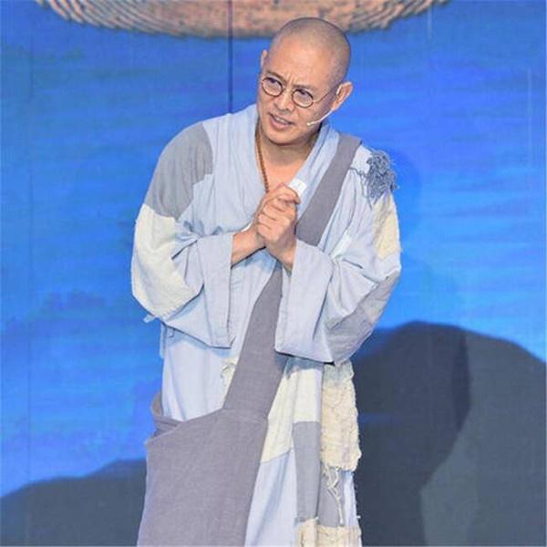 Lý Liên Kiệt thậm chí còn có chứng chỉ khuyết tật cấp độ 3 quốc gia Trung Quốc - cấp độ thương tật nặng nhất đối với một vận động viên võ thuật.