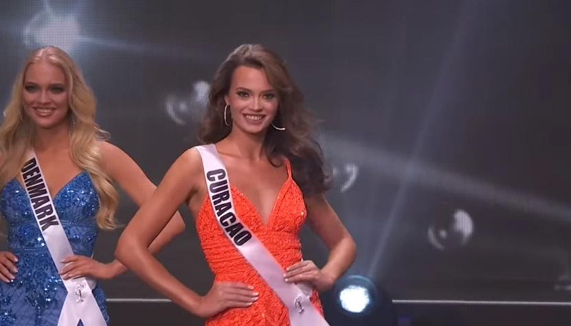 Khánh Vân thi bán kết Miss Universe 2020: Bikini gợi cảm, dạ hội xuất thần-2