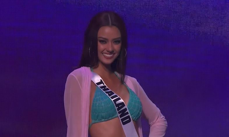 Khánh Vân thi bán kết Miss Universe 2020: Bikini gợi cảm, dạ hội xuất thần-27