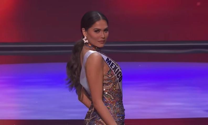 Khánh Vân thi bán kết Miss Universe 2020: Bikini gợi cảm, dạ hội xuất thần-41