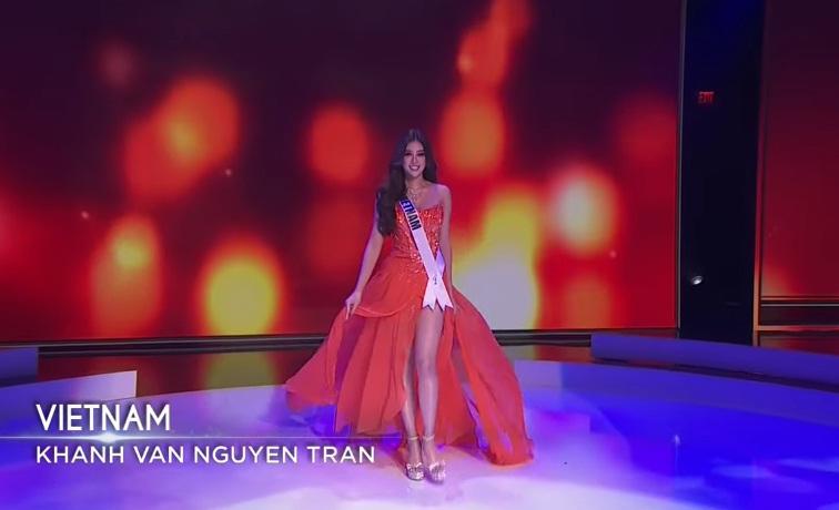 Khánh Vân thi bán kết Miss Universe 2020: Bikini gợi cảm, dạ hội xuất thần-30