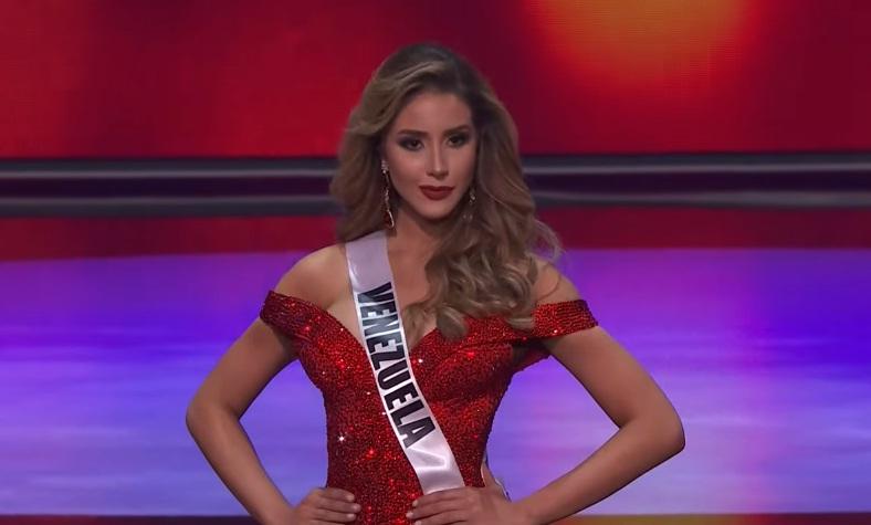 Khánh Vân thi bán kết Miss Universe 2020: Bikini gợi cảm, dạ hội xuất thần-48