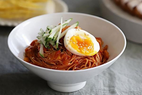 Cách tẩy sạch hóa chất và lông trên quả đào tức thì, bạn khỏi cần gọt vỏ khi ăn-3