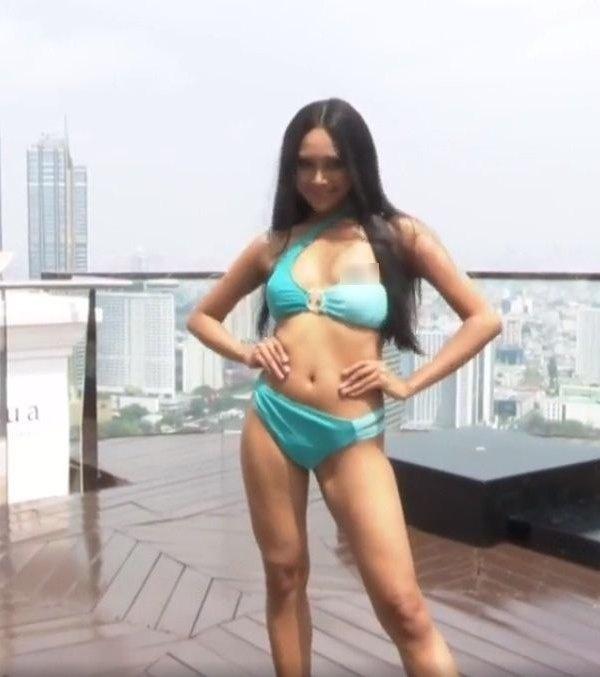 Những pha lộ hàng kém duyên của thí sinh Hoa hậu trên đấu trường nhan sắc-4