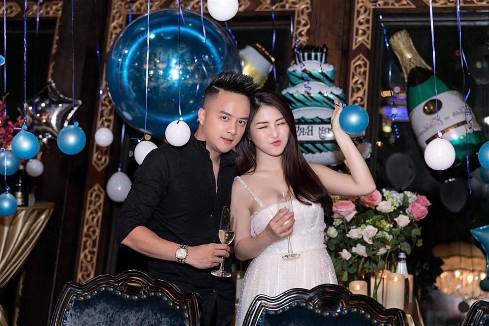 Hành động lạ của Cao Thái Sơn khi Hương Tràm bị nghi bầu bí-2