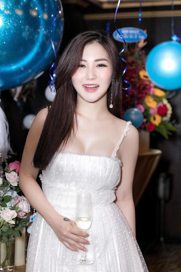 Hành động lạ của Cao Thái Sơn khi Hương Tràm bị nghi bầu bí-4