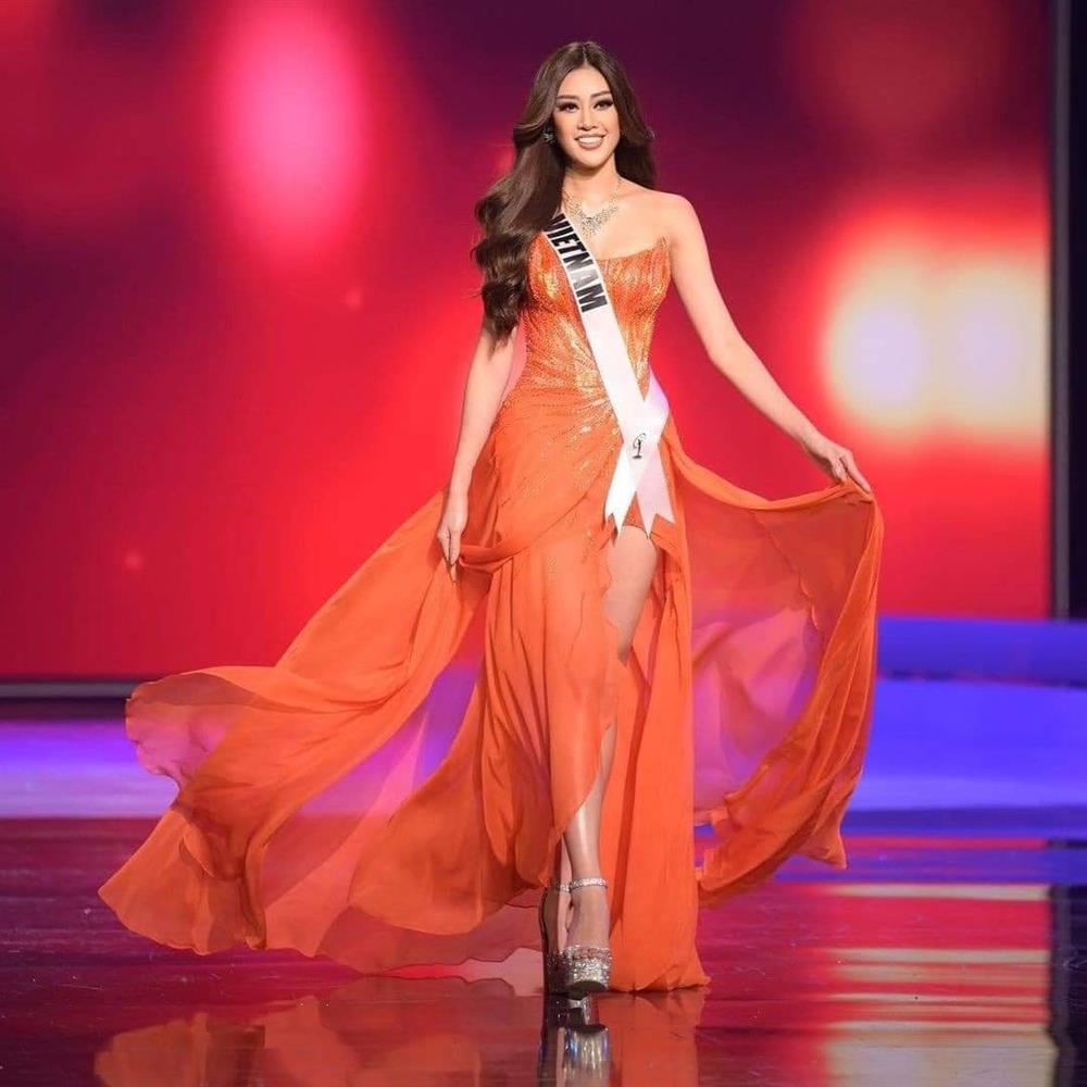 Mỹ nhân Việt thi bán kết Miss Universe: Váy ai đỉnh của chóp?-2