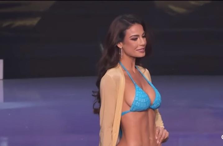 Top 21 thi bikini, Khánh Vân catwalk thiếu lửa-12