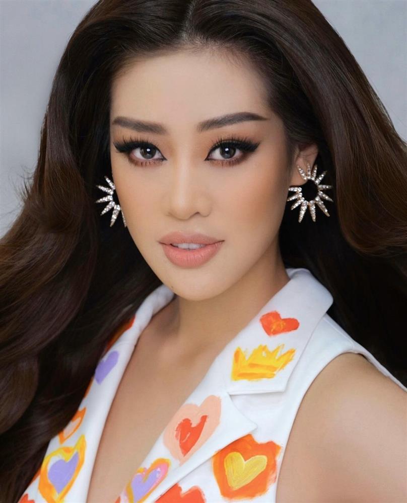 Khánh Vân chỉ trung thành một kiểu makeup vẫn auto đẹp ở Miss Universe-5