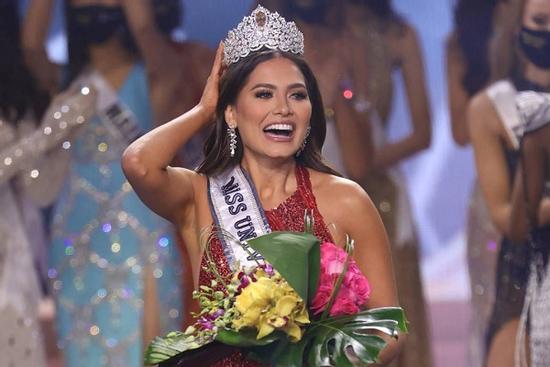 Tân Miss Universe Andrea Meza có đúng 7 tháng giữ vương miện