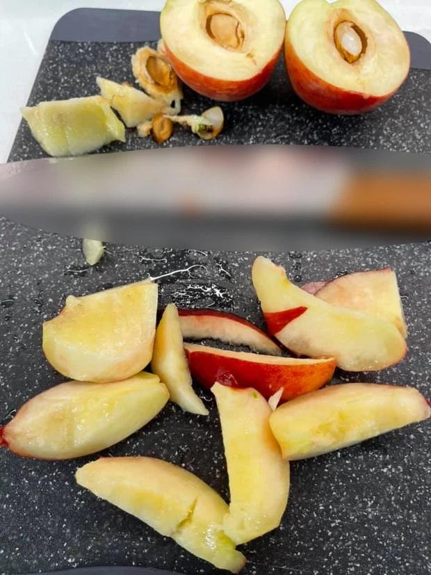 Hari Won trổ tài cắt hoa quả, người thích ăn cũng hết vía vì không thể đoán nổi cái gì!-2