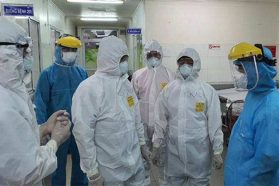 Có 16 bệnh nhân COVID-19 nguy kịch, 2 ca phải can thiệp ECMO