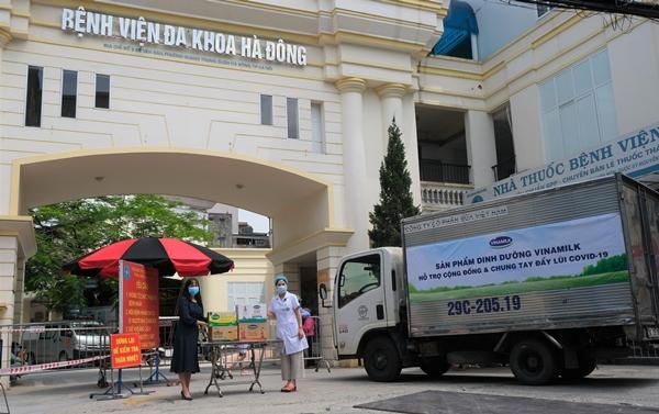 Vinamilk dành 2 triệu sản phẩm tiếp sức cộng đồng và tuyến đầu chống dịch-1