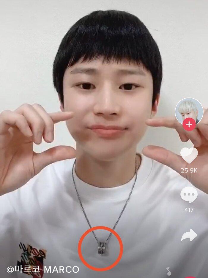 Hyebin MOMOLAND và Marco lộ bằng chứng hẹn hò trên MXH-3