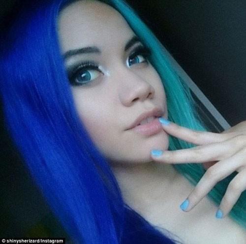 Trào lưu tóc nhuộm đối xứng hai màu của sao Hàn gây sốt giới trẻ-8