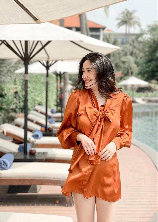 Bảo Thy liên tục lộ vòng 2 lùm lùm và câu chốt ngầm khẳng định bầu bí-2