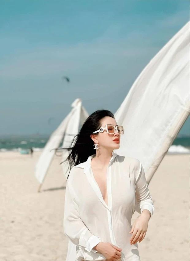 Bảo Thy liên tục lộ vòng 2 lùm lùm và câu chốt ngầm khẳng định bầu bí-4