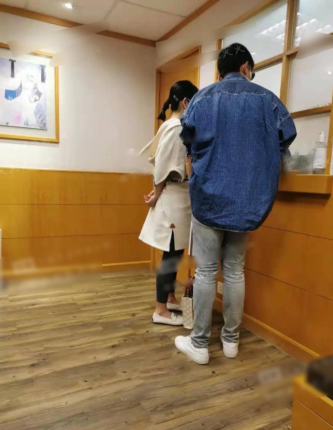 Rộ tin Tạ Na bí mật sinh con ở Hong Kong-1