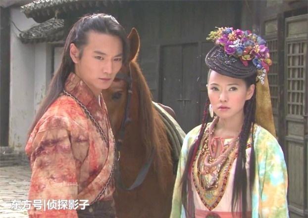 Mũ cổ trang của mỹ nữ Cbiz: Dương Mịch đội tổ chim, Lưu Diệc Phi đội mâm ngũ quả-7