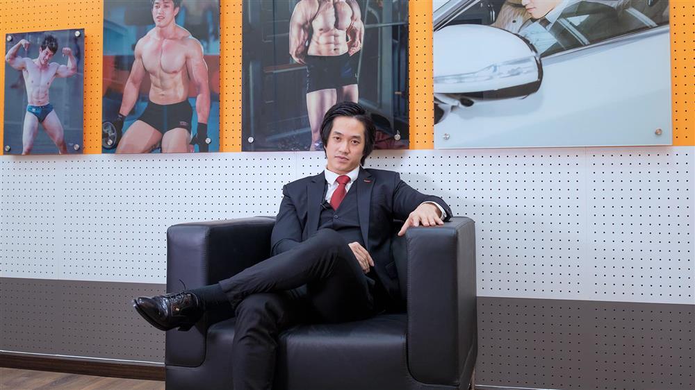 Đòi chuộc lại giày 50 triệu, gymer Duy Nguyễn giàu hơn nhiều người tưởng?-3