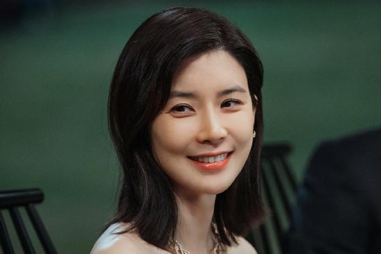 Lee Bo Young - mỹ nhân từng chịu tai tiếng 'tiểu tam'