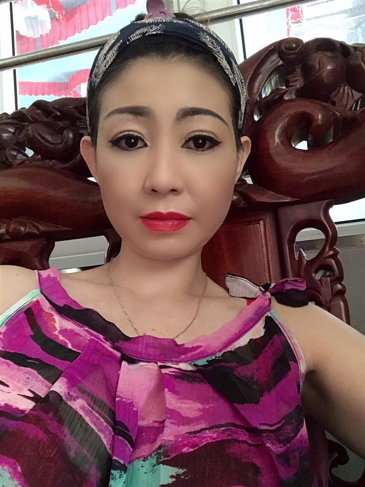 Thay chồng đối đáp, ai ngờ bà Hà My vợ Hoài Linh lại có điểm giống hệt bà Phương Hằng-7