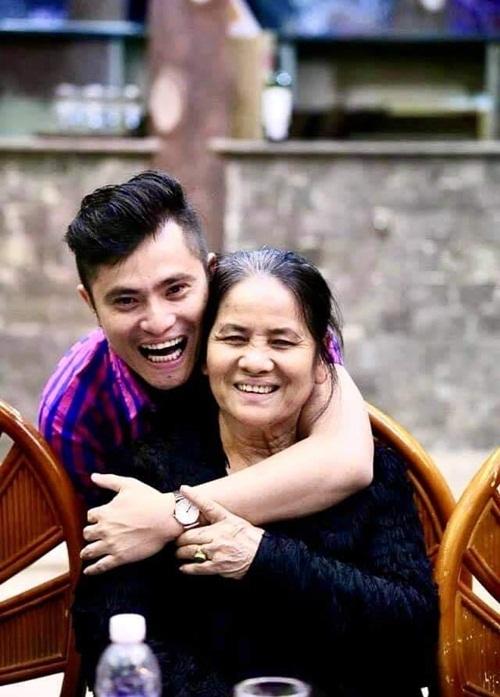 Nhà thiết kế Nhật Dũng đang nguy kịch-1